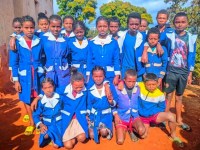 Podopieczni stowarzyszenia „Sun Rise” na Madagaskarze.